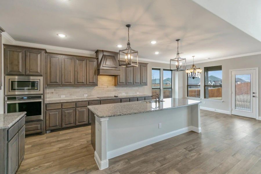 Kitchen | Concept 3218 at Belle Meadows in Cleburne, TX by Landsea Homes