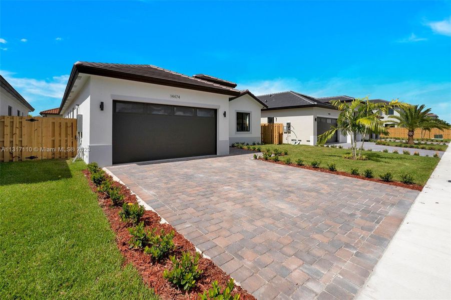 New construction Single-Family house 14474 16 St, Miami, FL 33175 - photo