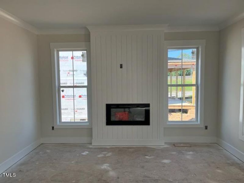 FIREPLACE - LOT 2