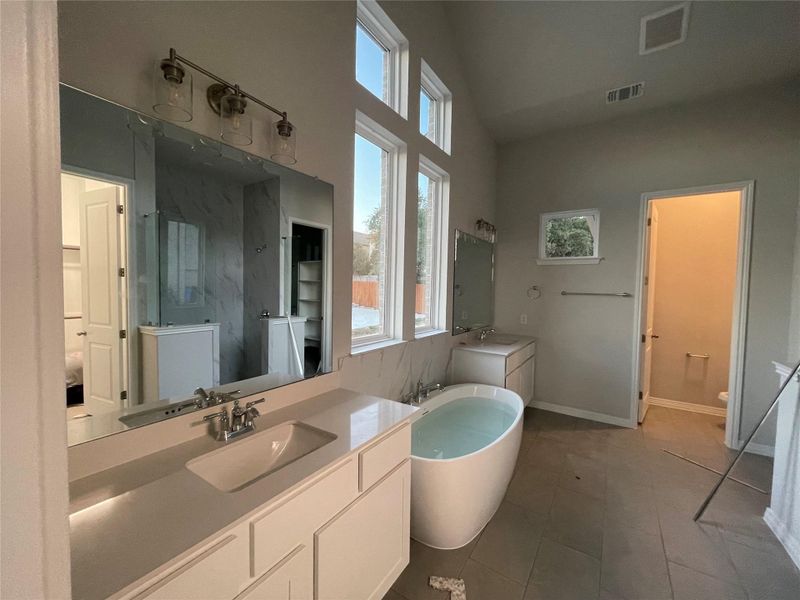 Primary Bath with Dual Vanities & Large Soaking Tub