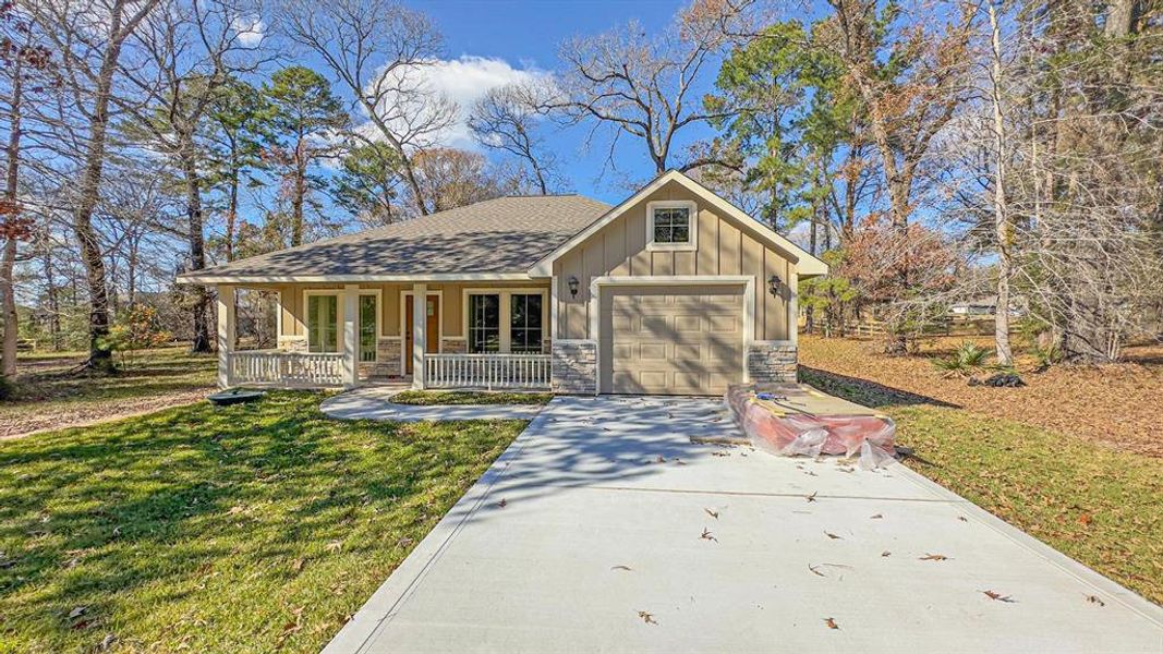 New construction Single-Family house 94 North Forest, Huntsville, TX 77340 - photo