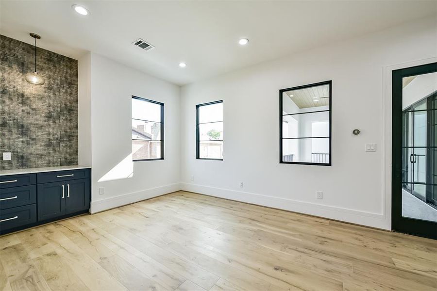 2nd Floor Loft Area with Wet Bar