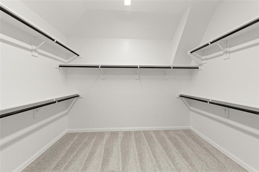 1400 Diamond Peak  Closet