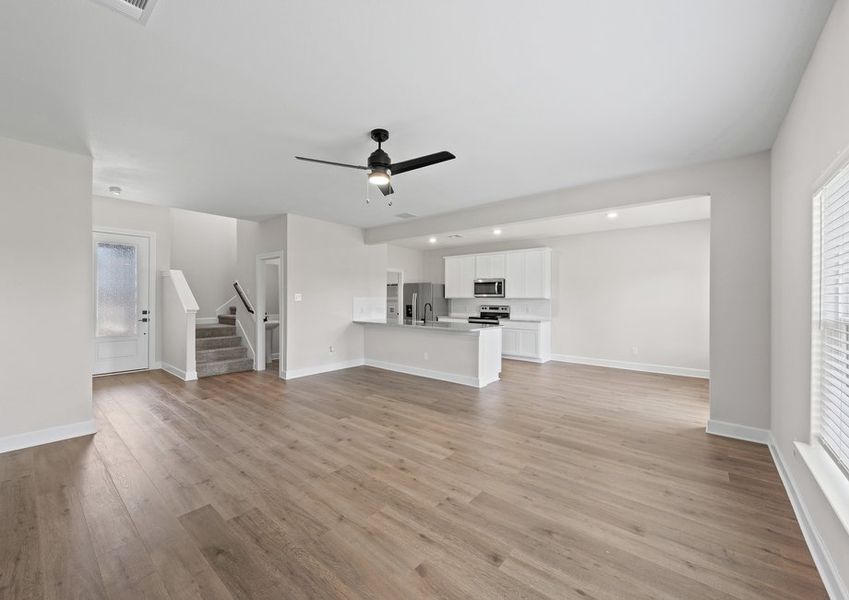 The large family room has plenty of space for large furniture.