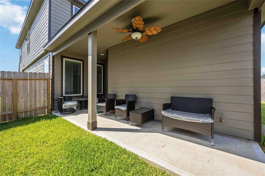 Covered patio with fan