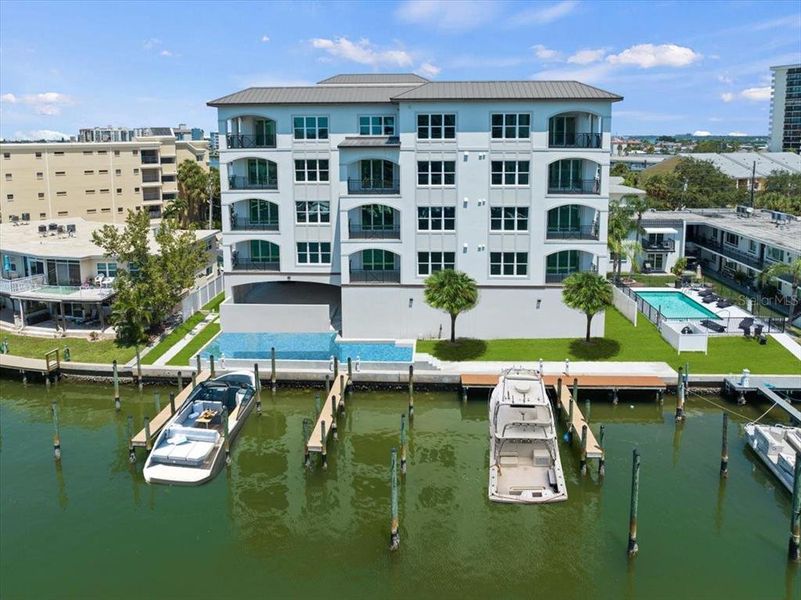 New construction Condo/Apt house 211 Dolphin Point, Unit 303, Clearwater, FL 33767 - photo