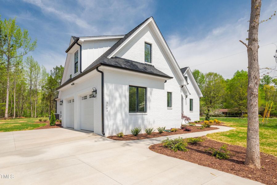 Model Home - Side Entry Garage