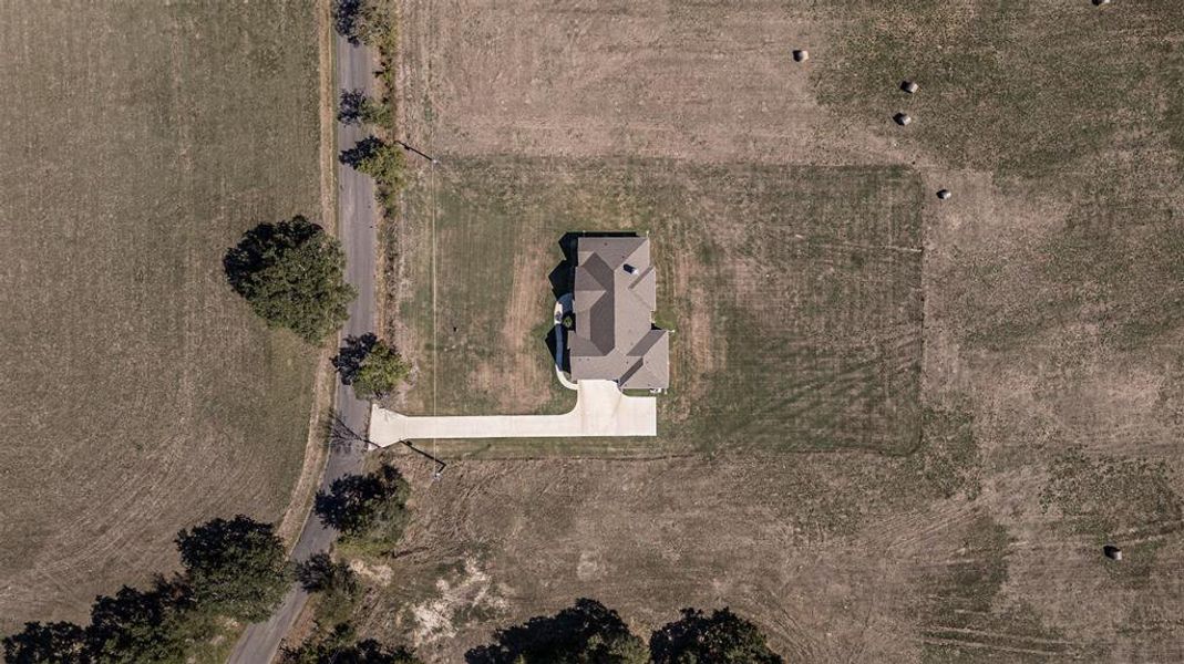 Drone / aerial view featuring a rural view