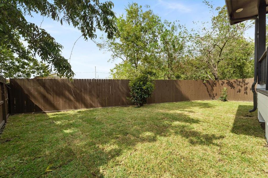 Plenty of yard space for all your outdoor activities!