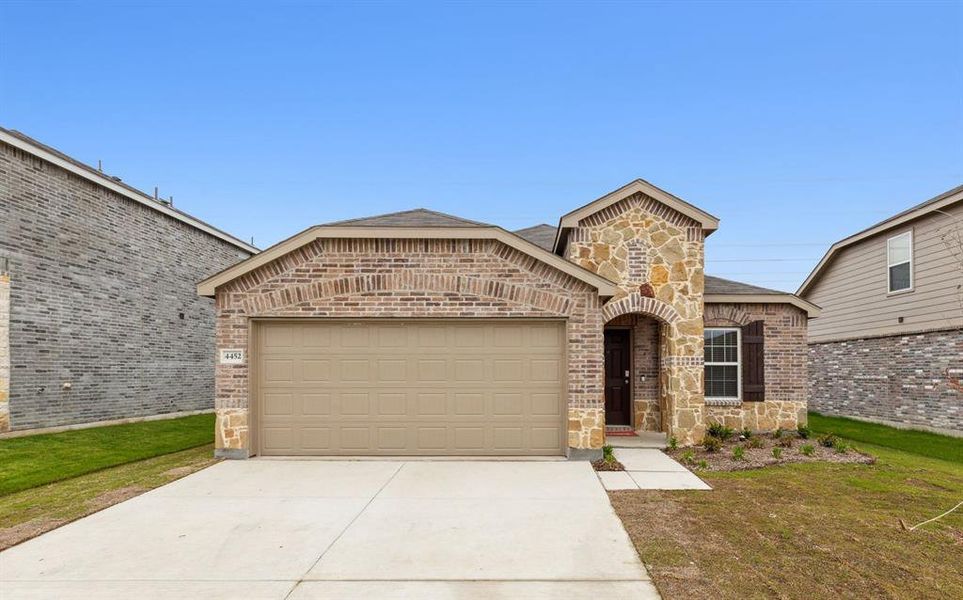 New construction Single-Family house 4452 Benham Drive, Fort Worth, TX 76036 Hewitt- photo