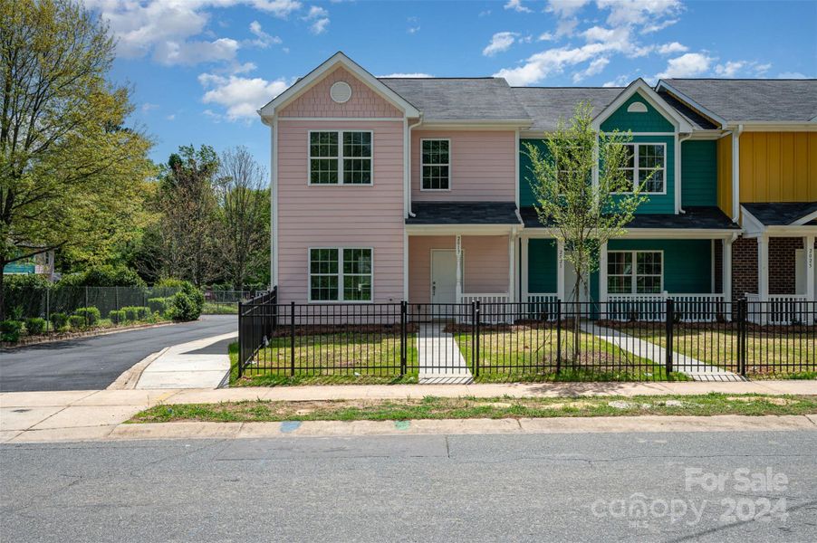 New construction Townhouse house 2017 Catherine Simmons Avenue, Charlotte, NC 28216 - photo