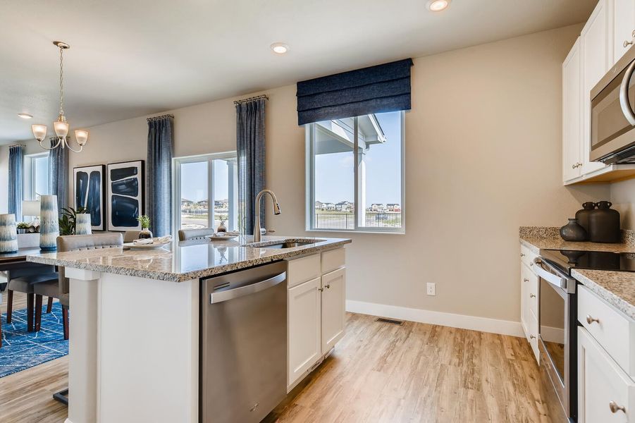 9783 marble canyon way peyton-large-009-015-kitchen-1500x999-72dpi