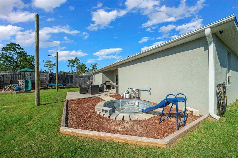 Backyard - Pond/ Small Pool