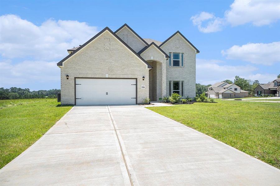 Spectacular Brand New 2 Story Home!