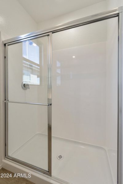 OWNER'S SHOWER