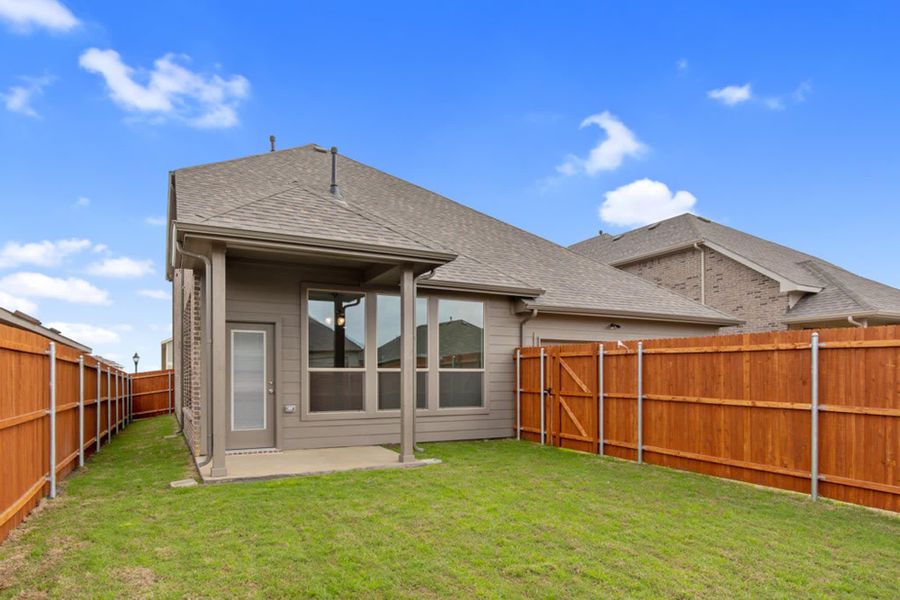 Back Yard | Concept 2795 at Redden Farms - Classic Series in Midlothian, TX by Landsea Homes