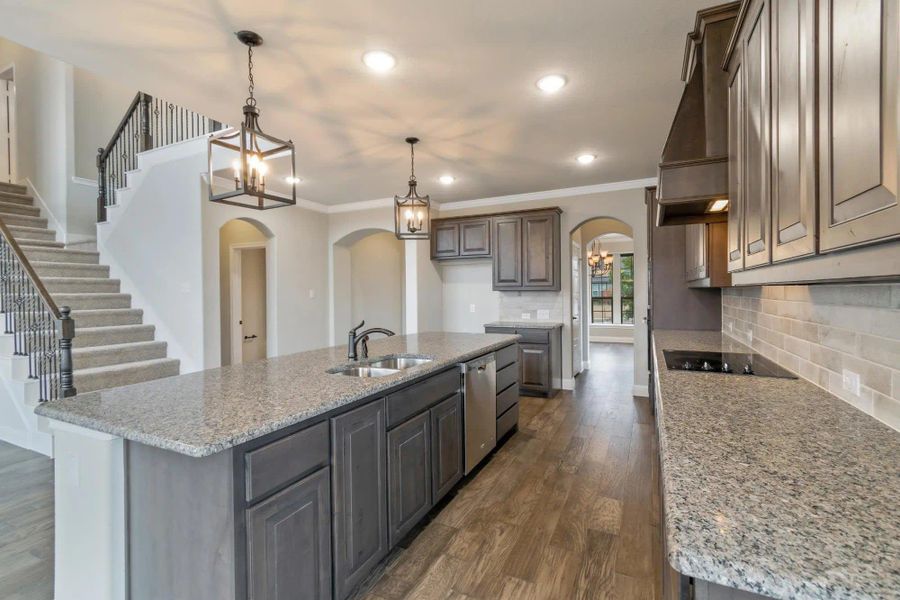 Kitchen | Concept 3218 at Belle Meadows in Cleburne, TX by Landsea Homes
