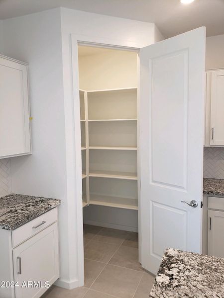 Lot 7- walk in pantry