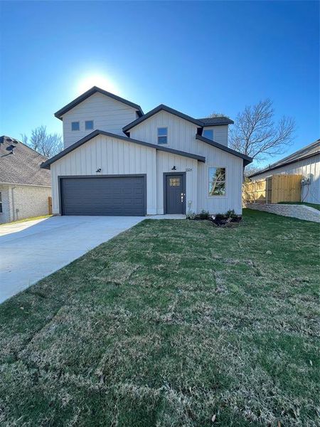New construction Single-Family house 5504 Cold Water Trail, Granbury, TX 76048 - photo