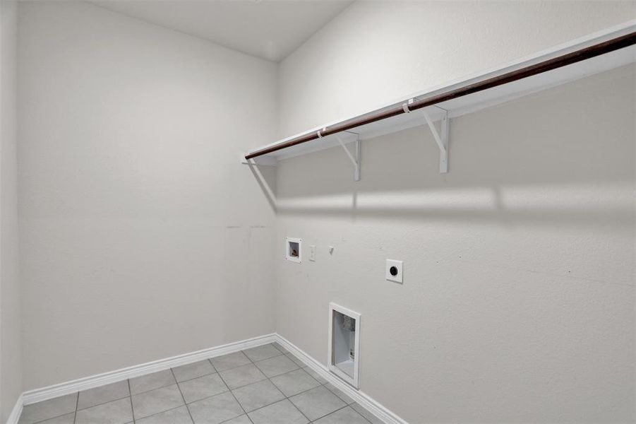 Large walk-in laundry room