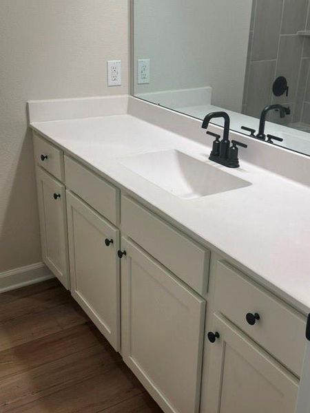 Guest bathroom with plenty of storage