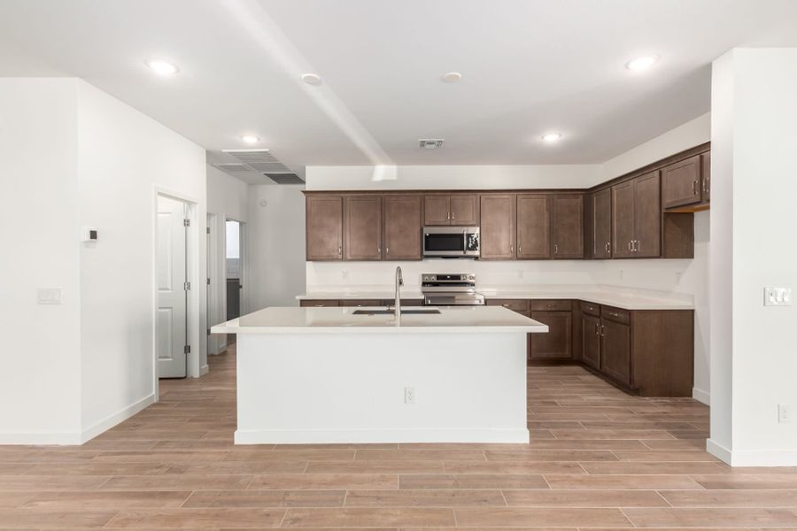 Lot 35 | Kitchen | Madera | Wildera – Canyon Series | New Homes in San Tan Valley, AZ | Landsea Homes