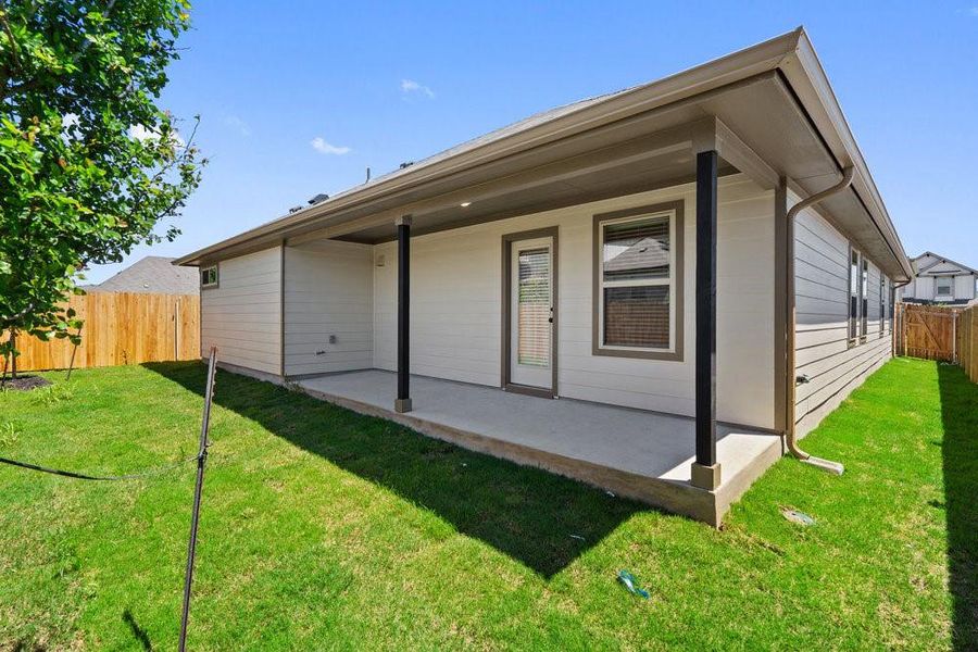 Photos of similar home. Actual home under construction.