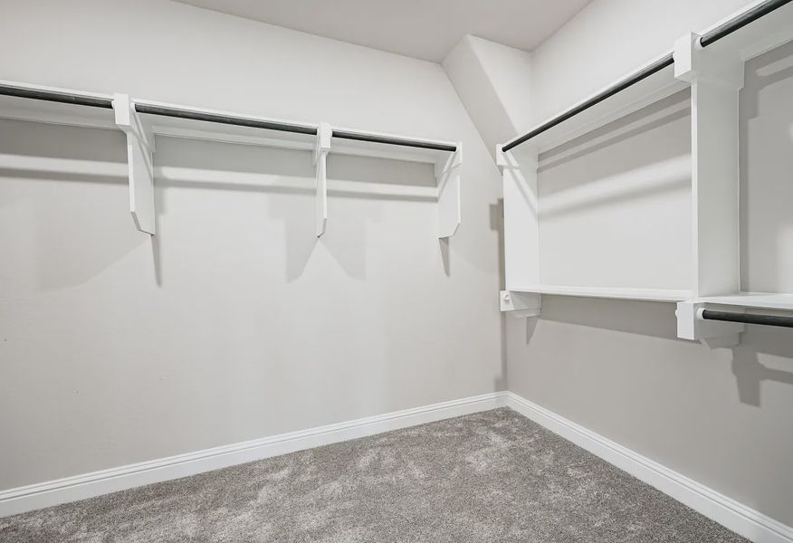 Plan 4509 closet - 9 of 15