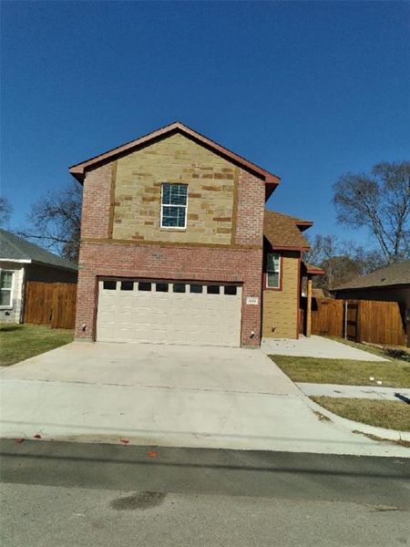 New construction Single-Family house 809 E 7Th Street, Bonham, TX 75418 - photo