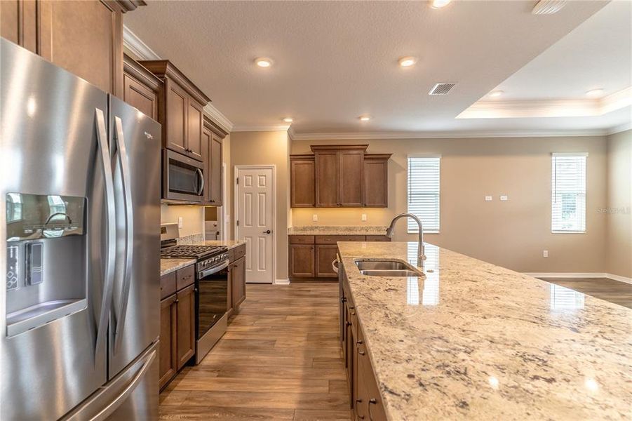 Quartz countertops.