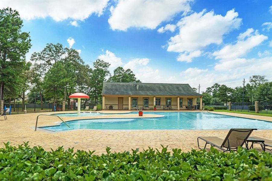 Relax by the community pool located in Glen Oaks.