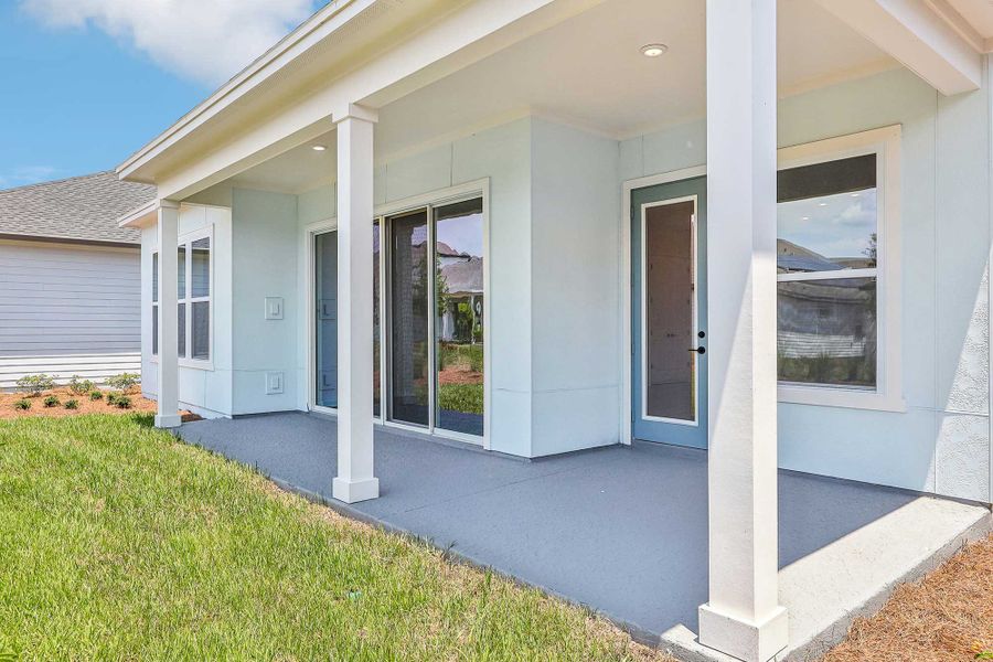 The Distinction - Covered Patio