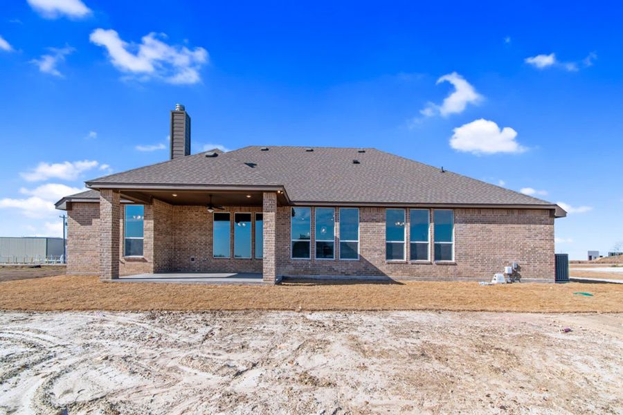 Back Yard | Concept 2406 at Hidden Creek Estates in Van Alstyne, TX by Landsea Homes