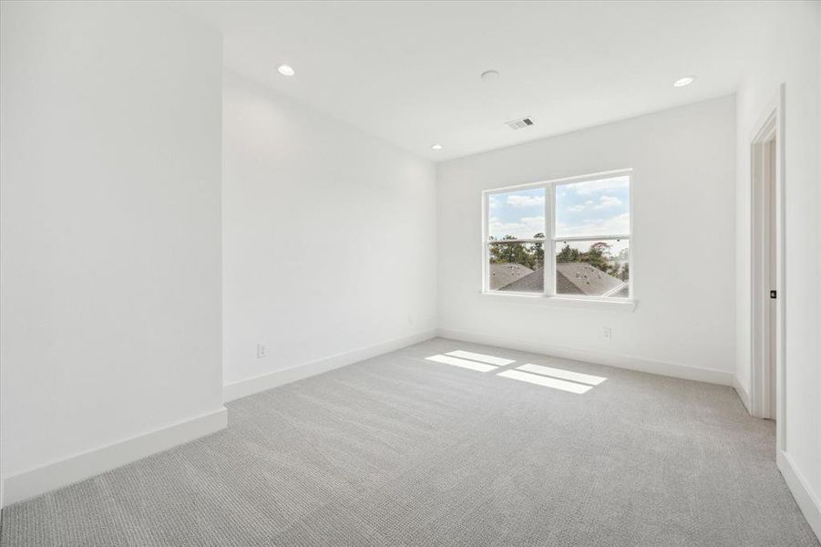 Enjoy the comfort of carpet in this 3rd bedroom.