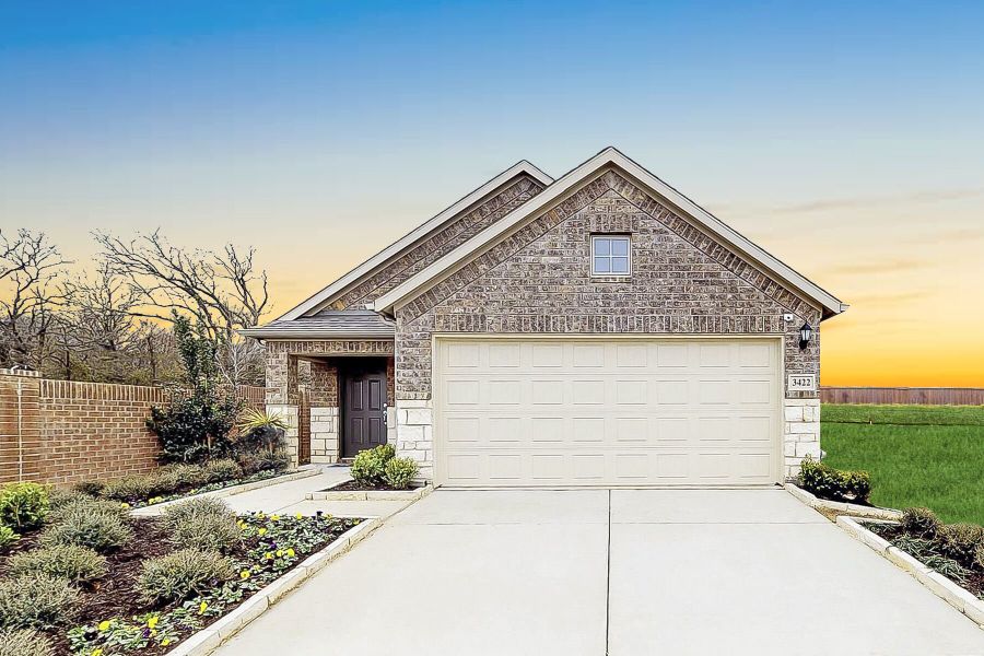 New construction Single-Family house Magnolia - Smart Series, 9912 Cavelier Canyon Court, Montgomery, TX 77316 - photo
