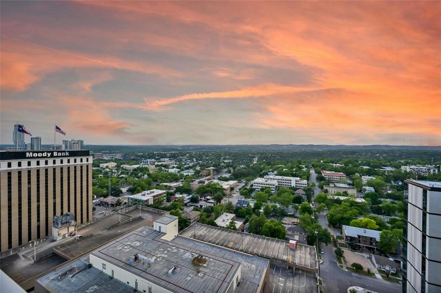 VIEWS. Because of its strategic location amongst various districts, The Linden affords views from all sides that include: The Texas State Capitol, Texas Hill Country, The University of Texas at Austin and the traditional Central Business District (CBD).