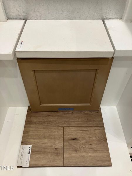 210 RWK FM - Kitchen Island Photo