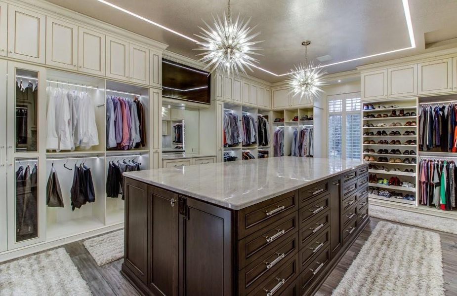 Customize your Closets