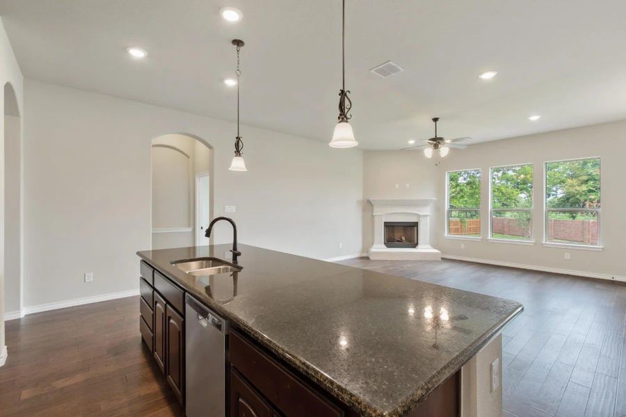 Kitchen | Concept 2671 at Oak Hills in Burleson, TX by Landsea Homes