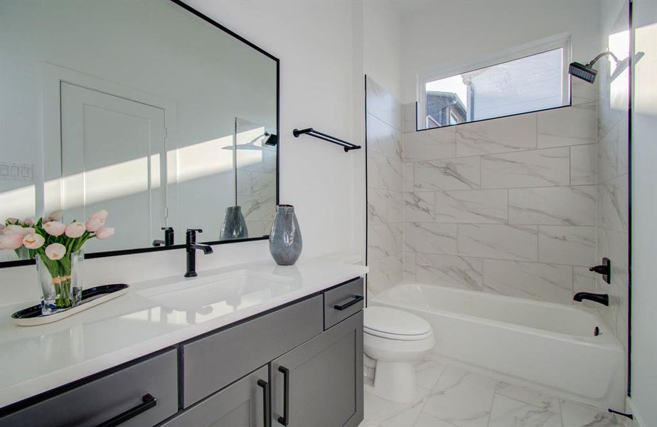 modern and elegant secondary bathroom