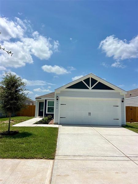 This spacious 3 bedroom, 2 bath home has amazing curb appeal and is located on an interior lot.