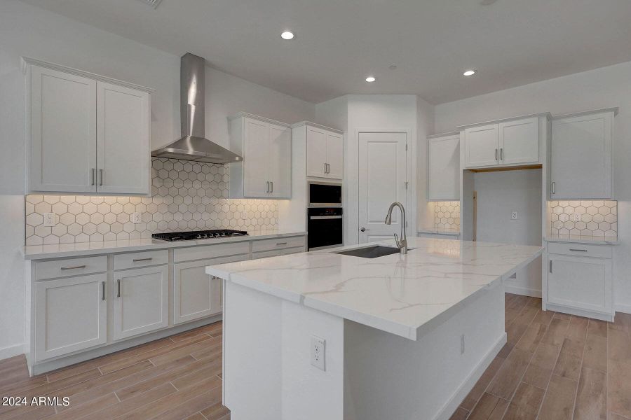 PHX_Sereno_Lot 4082_Harbor_13621_kitchen