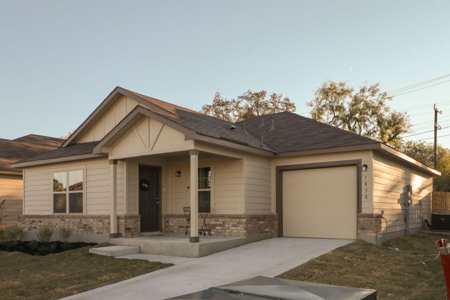 New construction Single-Family house Aldrin, 801 Stonemanor Bay, Seguin, TX 78155 - photo