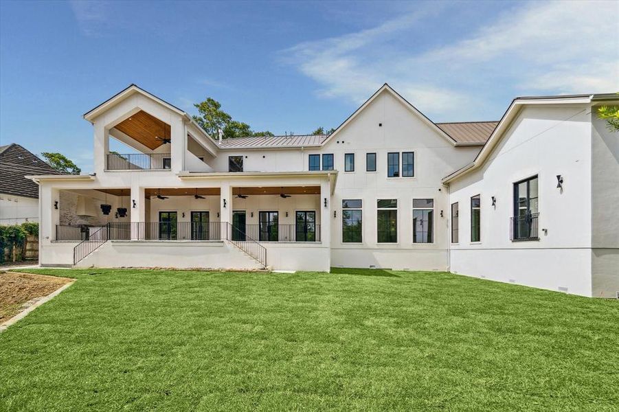 This stunning new construction home by Nest Luxury Homes is situated on an expansive 20,190-square-foot lot in the prestigious River Oaks neighborhood. The vast, verdant lawn offers ample space for a pool or lush gardens, creating endless outdoor possibilities. A spacious loggia provides a perfect covered perch to relax and enjoy the serene surroundings.