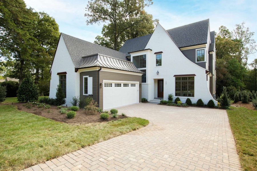 New construction Single-Family house 723 Lake Boone Trail, Raleigh, NC 27607 - photo