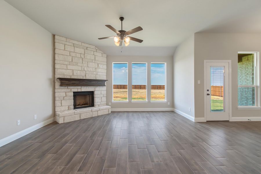 Family Room | Concept 2199 at Massey Meadows in Midlothian, TX by Landsea Homes
