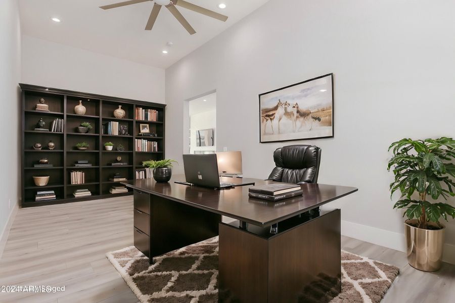 16-183rd Virtual Staging-Office