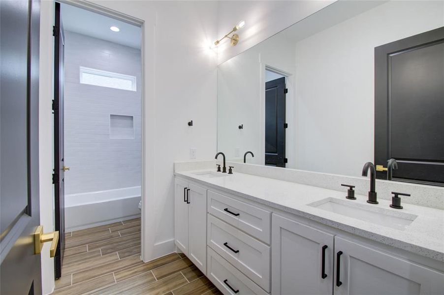 secondary bathroom