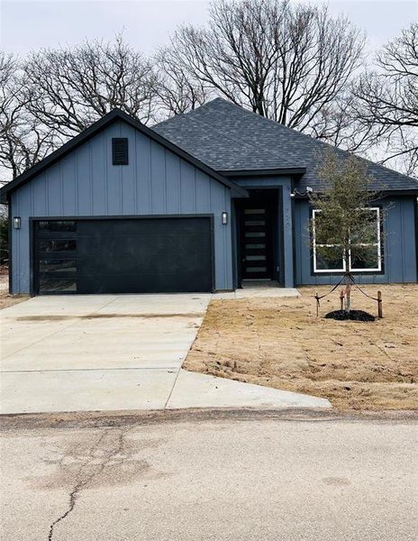 New construction Single-Family house 120 Meadow Lake Drive, Gun Barrel City, TX 75156 - photo