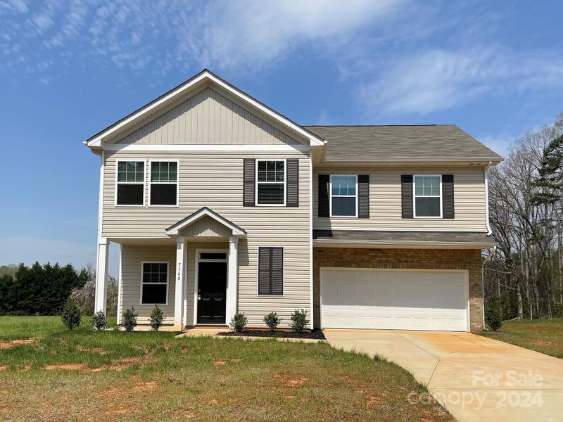 New construction Single-Family house 7140 Rolling Hills Drive, Sherrills Ford, NC 28673 - photo